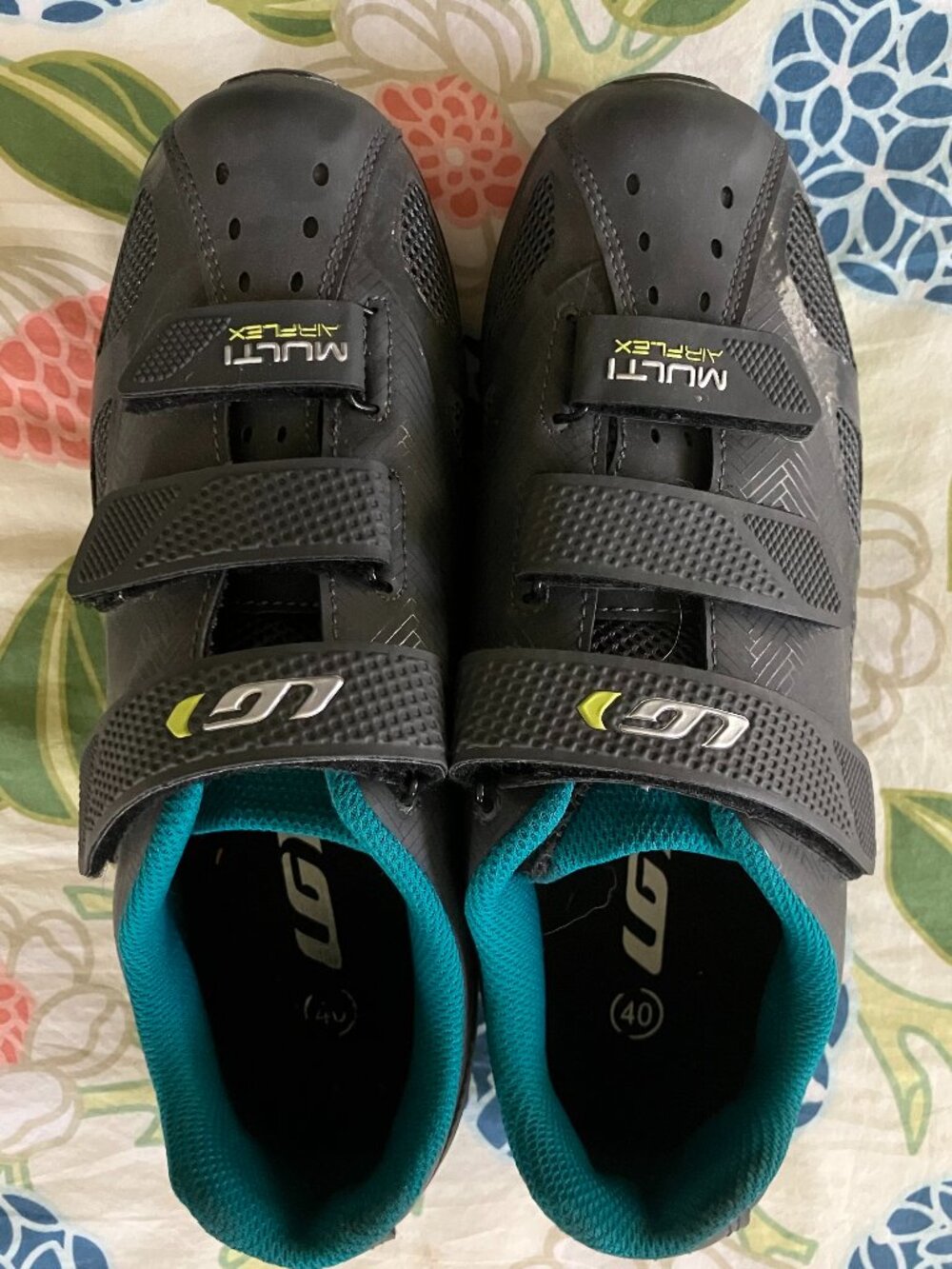 Garneau Multi Air Flex Bike Shoes -- Size US 9/40 EU